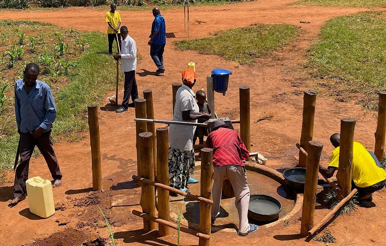 Cleaning a water well